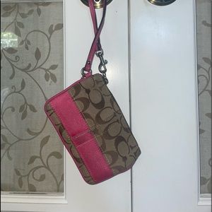 Coach Clutch Purse/Wristlet